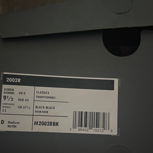 New Balance Charcoal Shoe Box - Picture 2 of 3